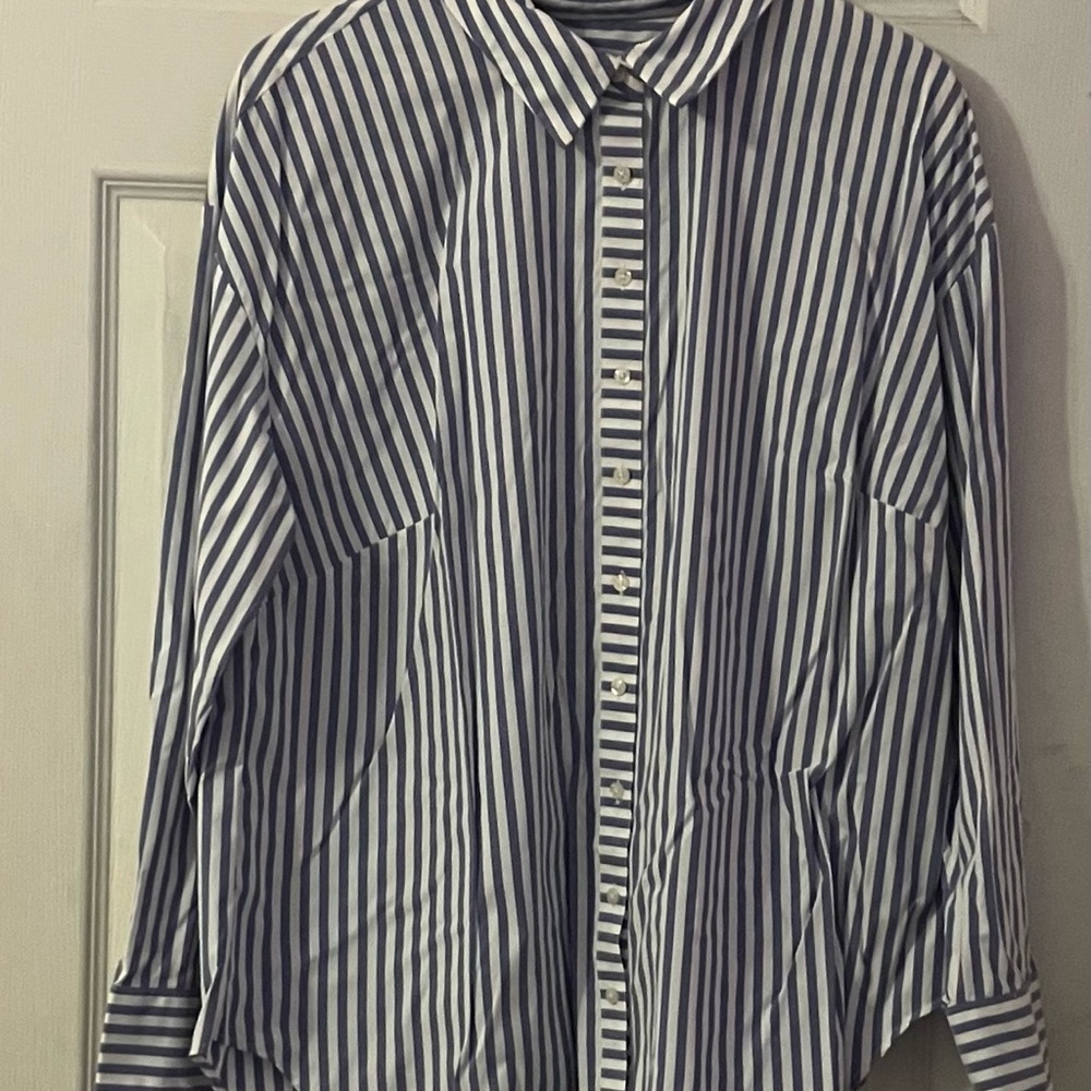Vineyard Vines Navy and White Striped Shirt